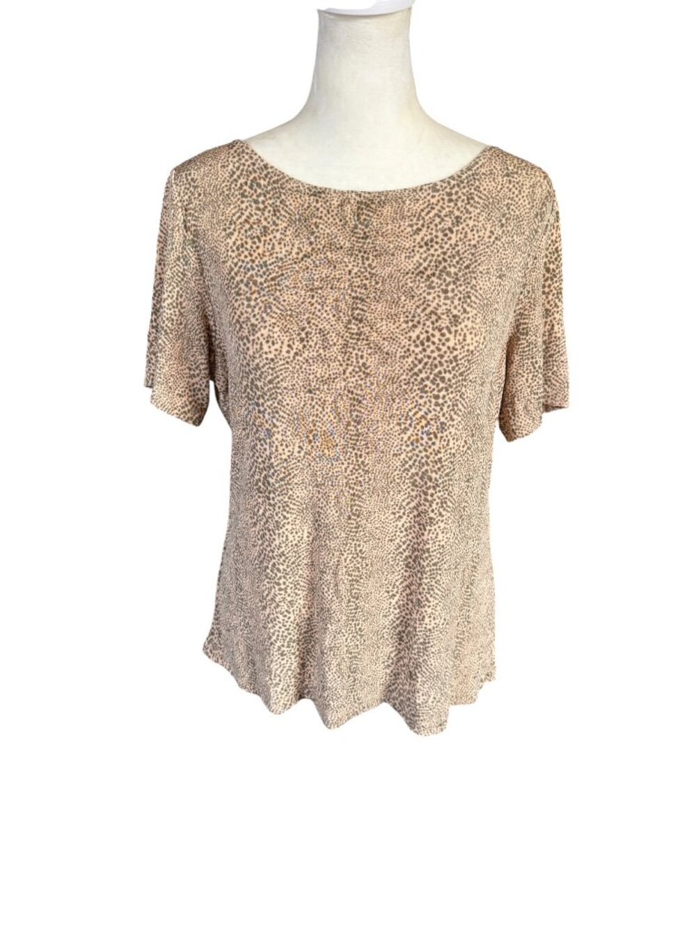 TravelSmith beige animal print short sleeve stretchy pullover top size medium
